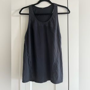🖤EUC Black lululemon Tank Top🖤